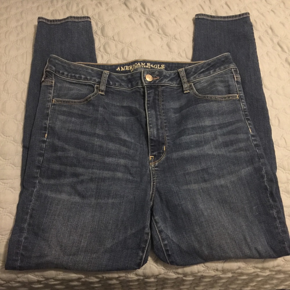 American Eagle High Rise Jegging